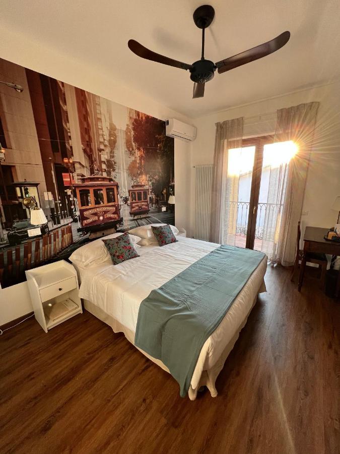 Guest House Le Vagabonde Fiumicino Bagian luar foto