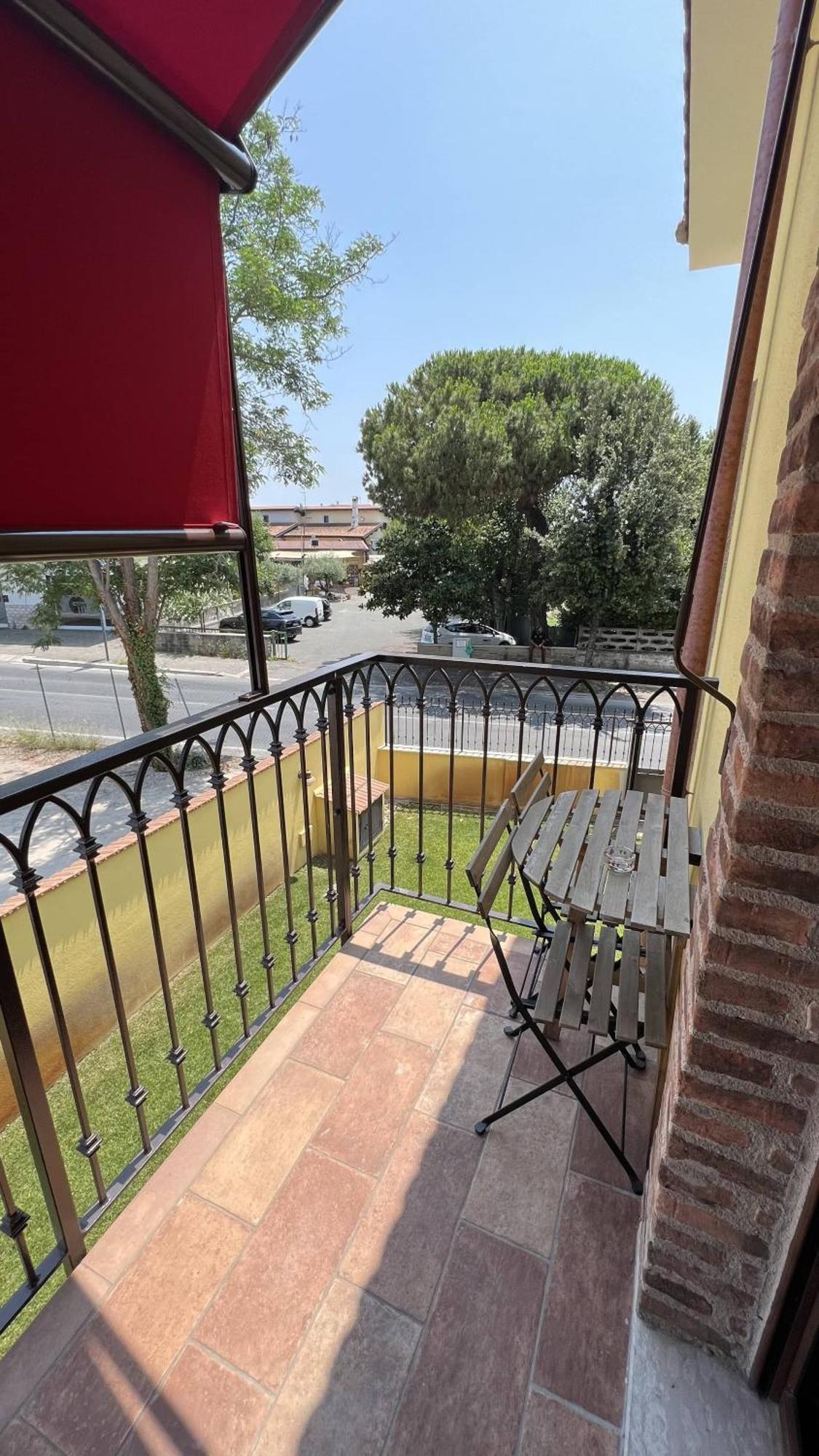 Guest House Le Vagabonde Fiumicino Bagian luar foto