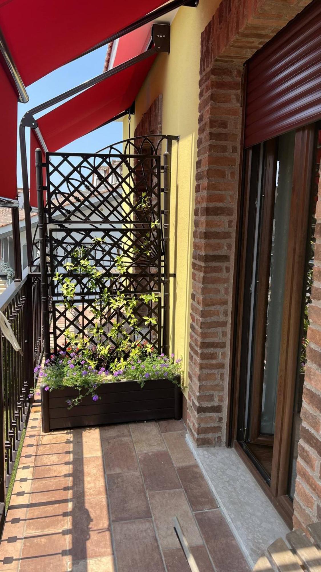 Guest House Le Vagabonde Fiumicino Bagian luar foto